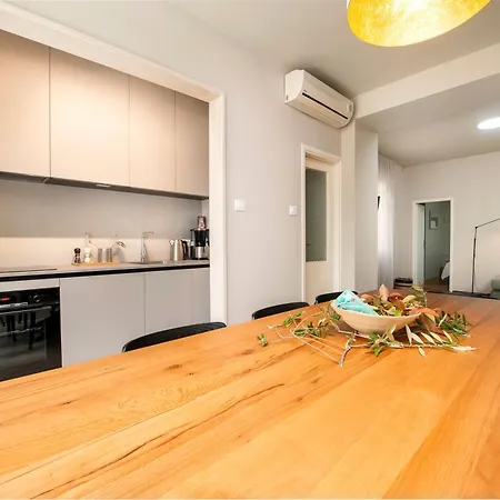 Istarska Ρόβινι